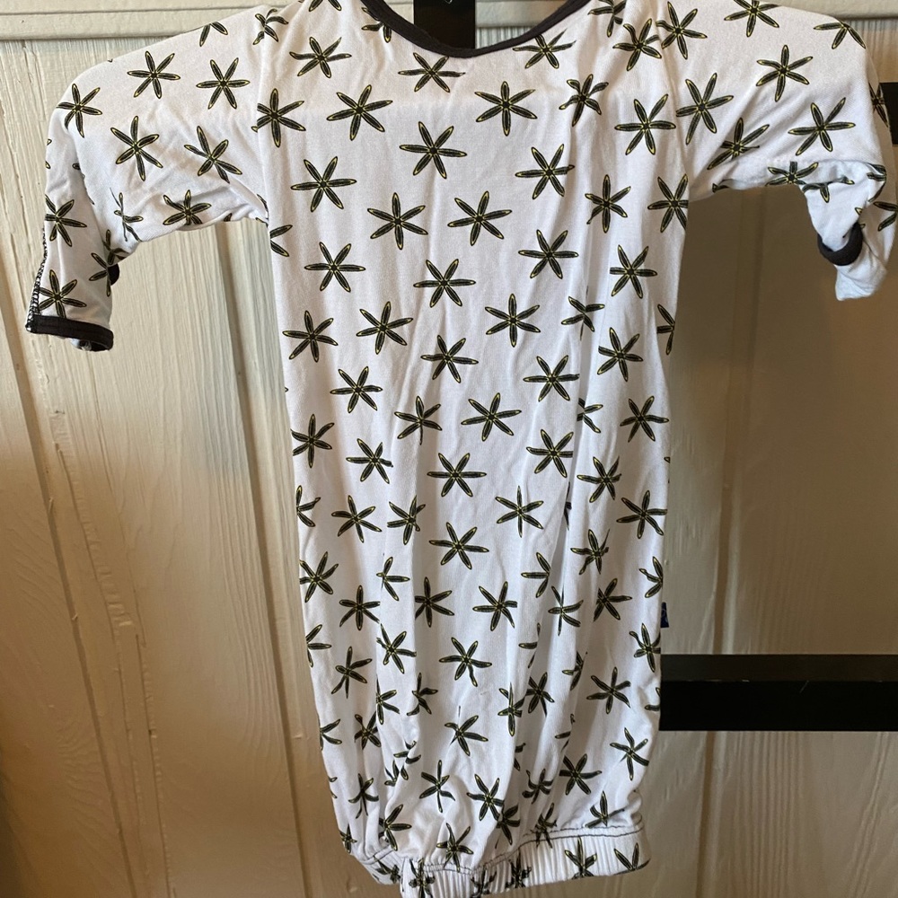 Kickee Pants Layette Gown | Size: Newborn